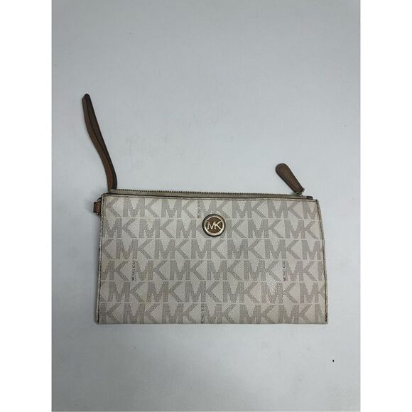 Michael Kors Fulton Vanilla Signature Large Zip Clutch Wristlet Purse See Notes - Picture 1 of 16